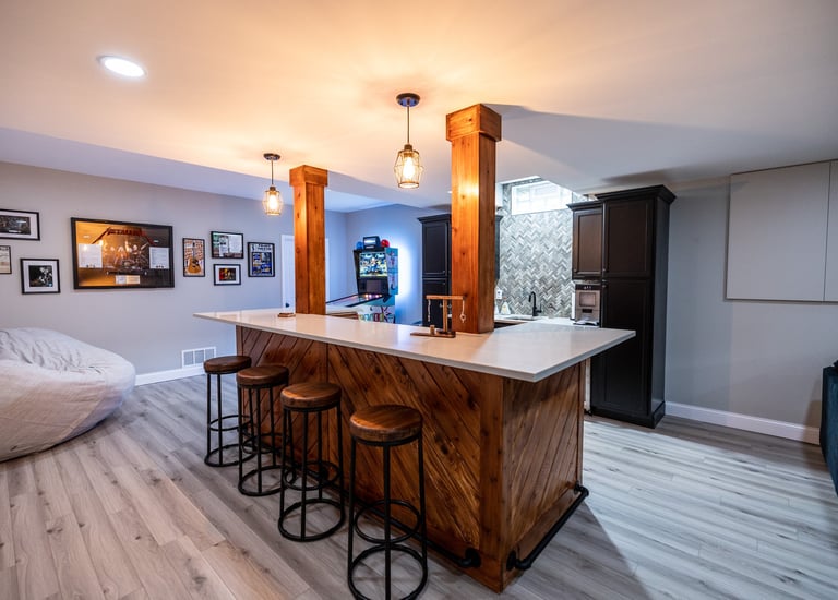 Basement finish, remodel, Custom bar, wet bar, kitchenette, Game Room, Westerville Ohio