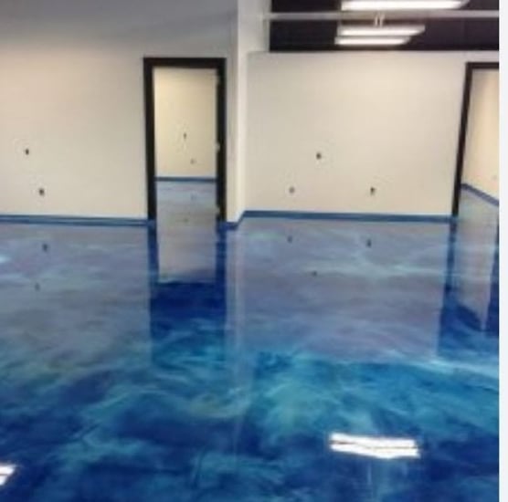 a blue metallic metallic metallic flooring with a metallic floor
