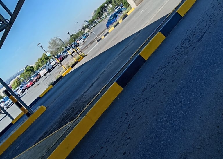 Road marking at umhlanga mall by madin maintenance
