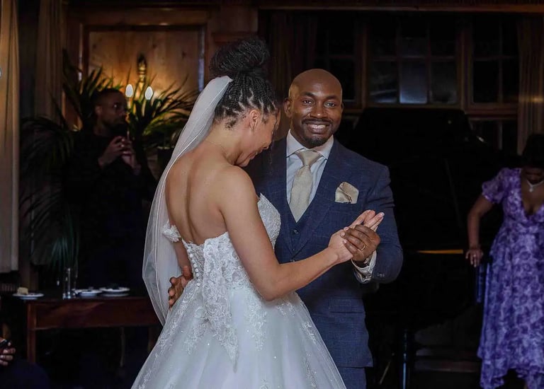 newly-weds having their first dance in Burgh House Hampstead