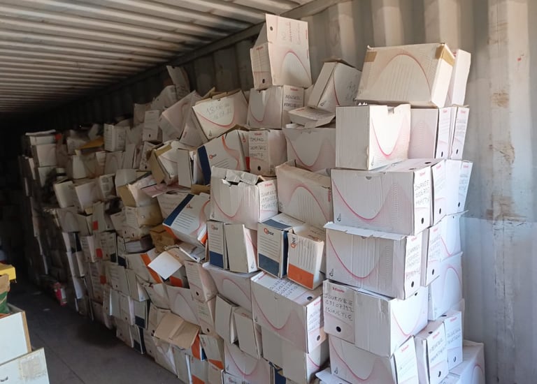 Photo vrac d'archives traités par Archiv Expert Solutions