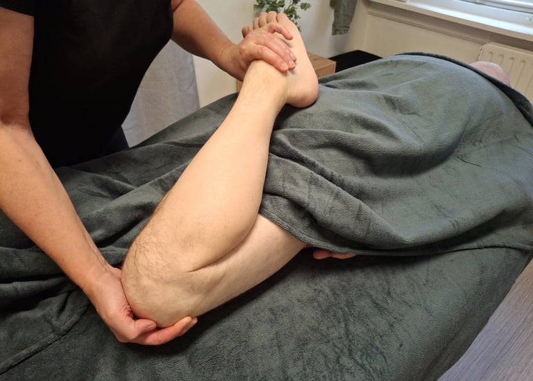 Orthomanipulatietechniek voor het verlichten van heuppijn