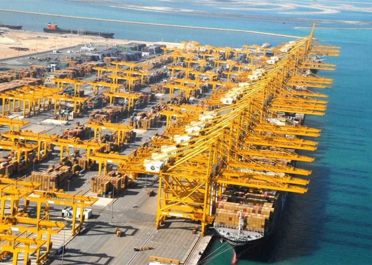 puerto de dubai para envios maritimos
