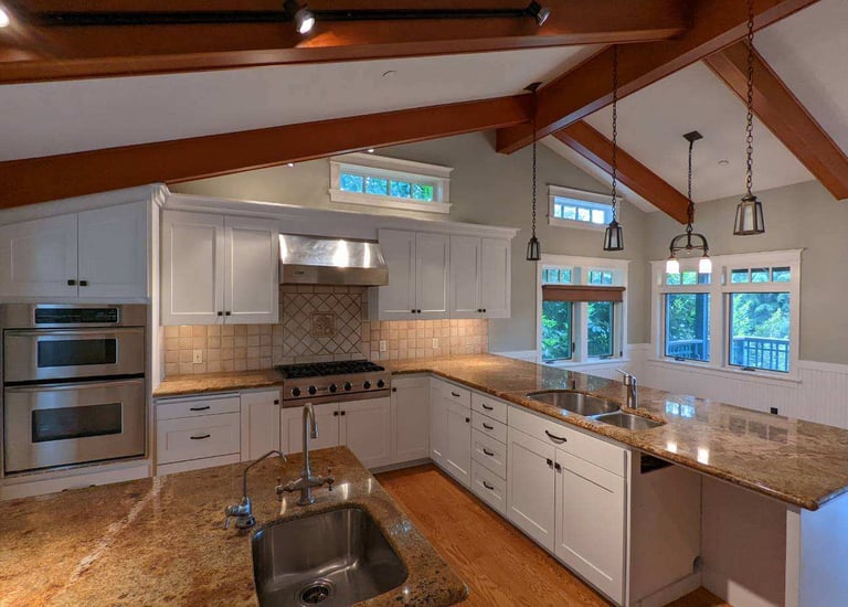 Finished kitchen in huntspoint washington