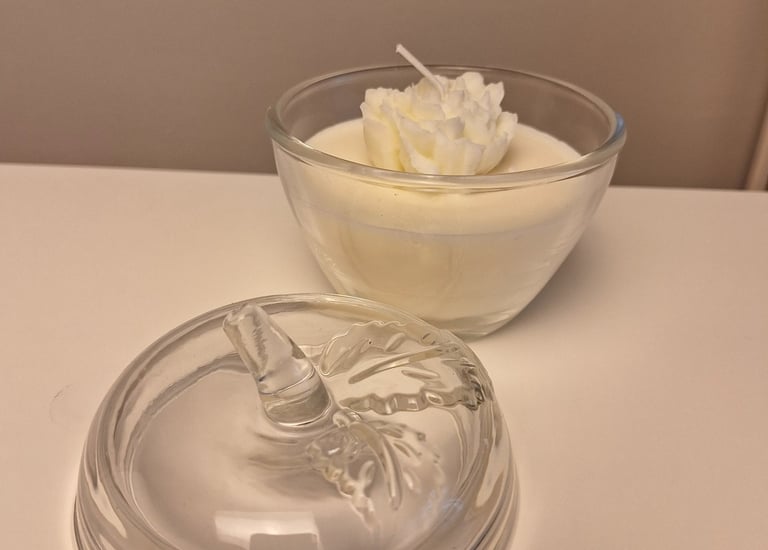 Rankų darbo sojų vaško žvakės. Panevėžyje