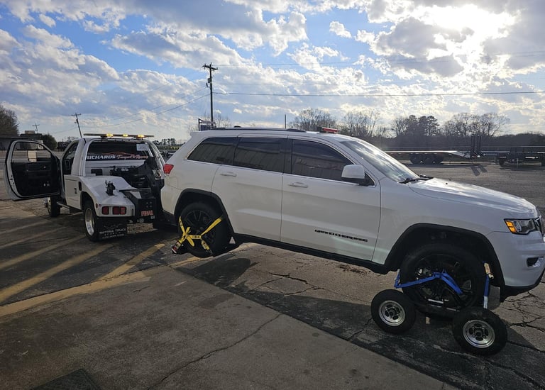 Roadside Assistance in Greenville County, SC