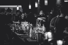bar lleno 