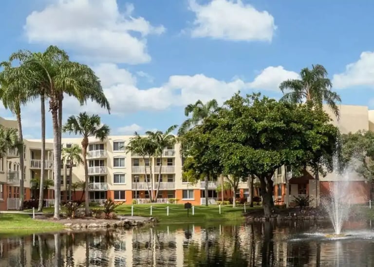 Five-Star Premier Residences of Hollywood- independence and assisted living