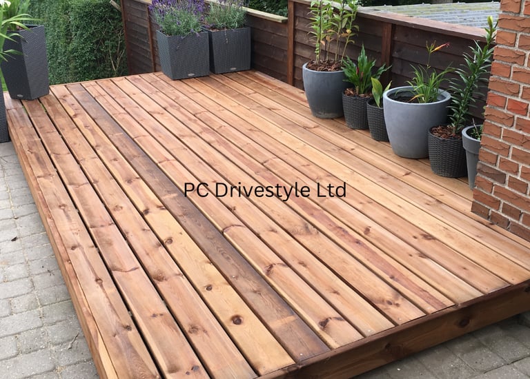 quality wood and composite decking by PC Drivestyle Ltd