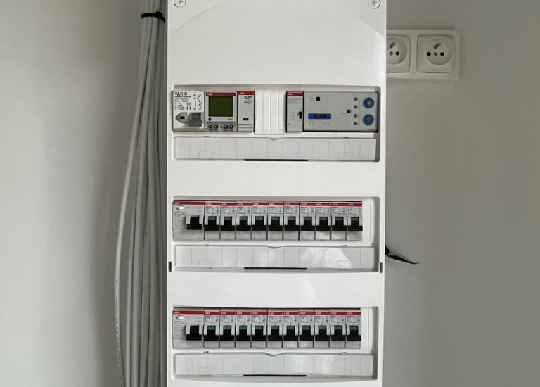 Tableaux électriques neufs