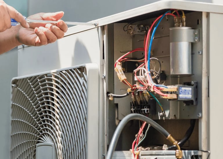 Reparación y carga de gas de aire acondicionado en Orihuela Costa