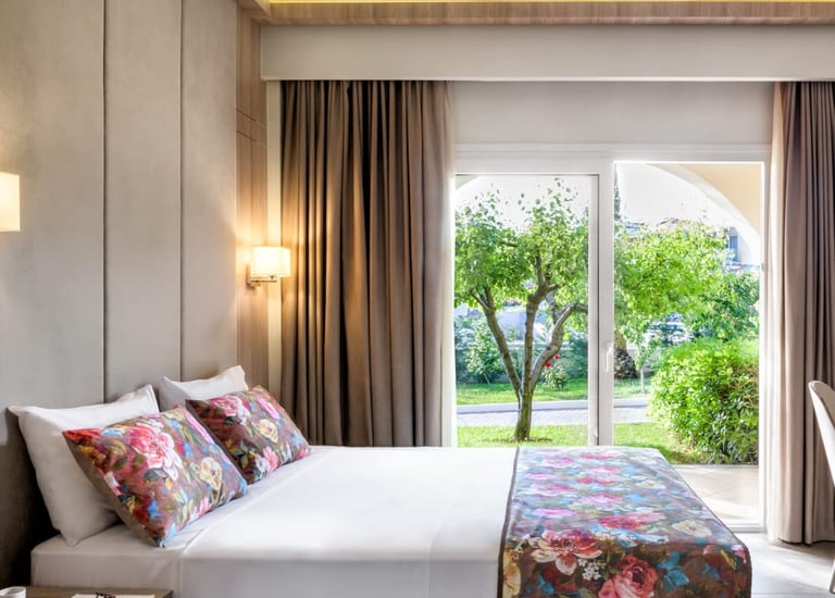 Alexandra Beach Thassos стая изглед градина