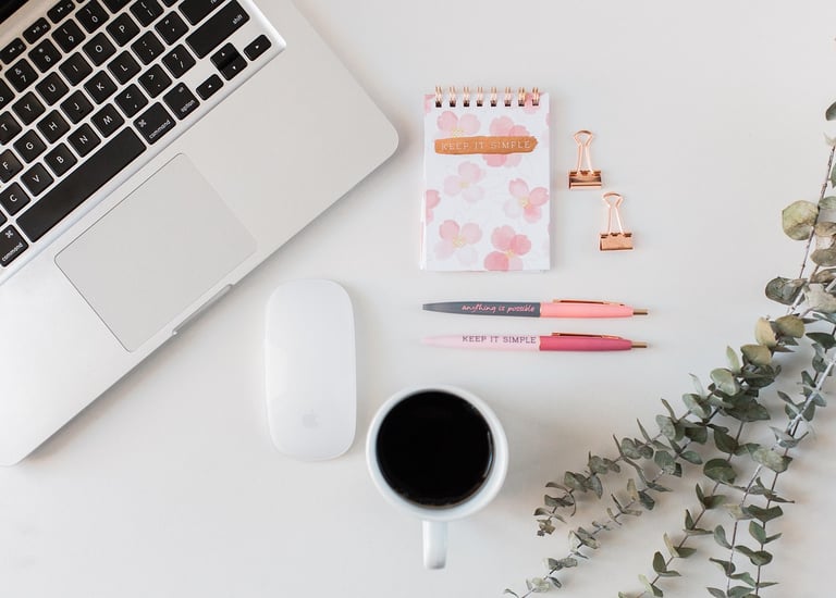 como-validar-una-idea-de-negocio-desde-cero-con-herramientas-gratuitas-y-reales