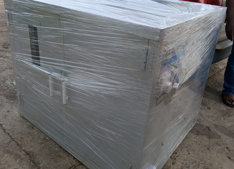 1000-egg capacity incubator 