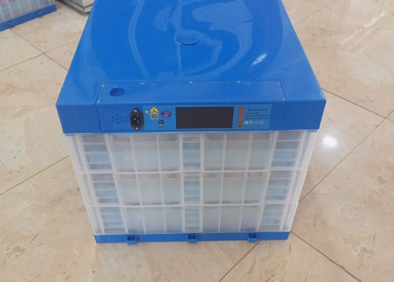 250-egg incubator 