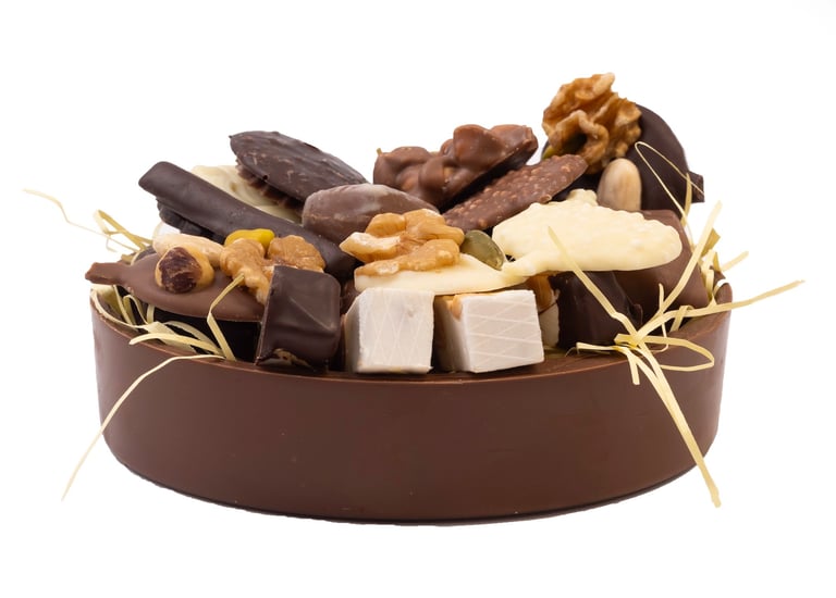 Korfje gevuld met zoetigheden