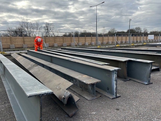 Beams, girders, lintols, lintels, steel frame