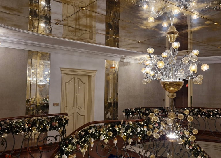 Lustra Postarzane- ekskluzywne wykończenie