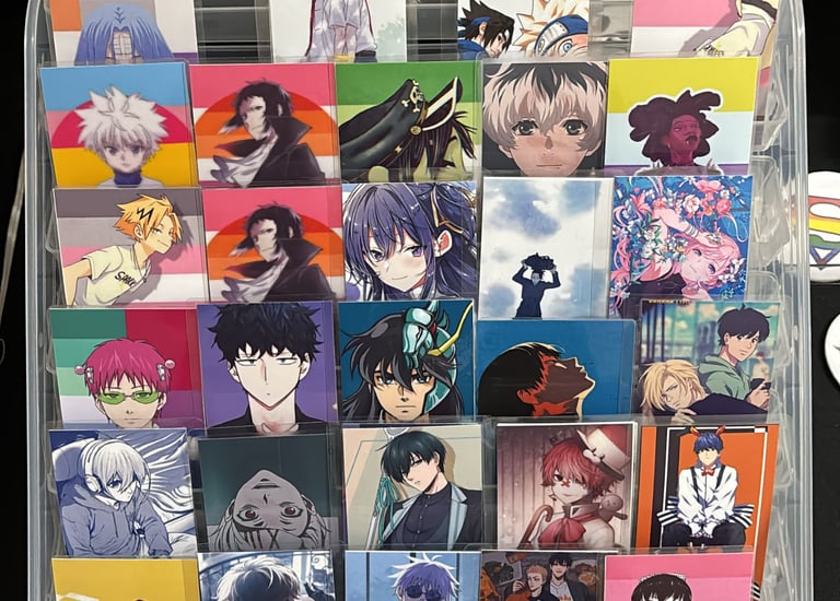 Display de tarjetas o photocars de personajes de anime