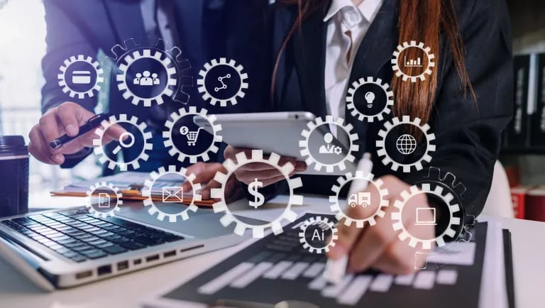 Te acompañamos durante todo el proceso de implementación y entrenamos a tus vendedores