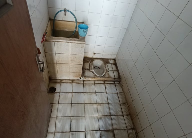before salon toilet kangbersih