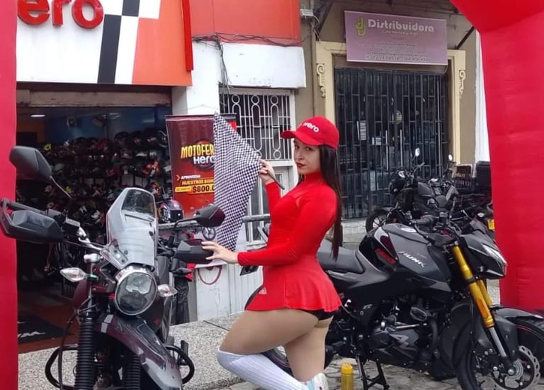 Modelos de protocolo en Pereira para eventos empresariales y ferias