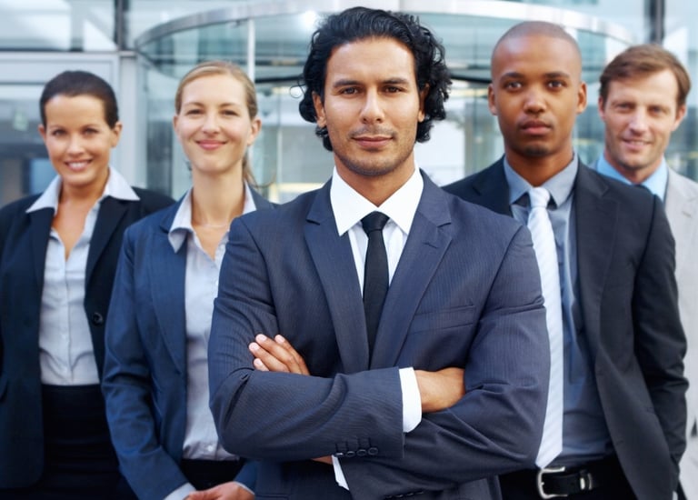 Rongzhiyue: corporate wear models display