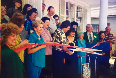 rope cutting ceremony for the Terrebonne Fine Arts Guild