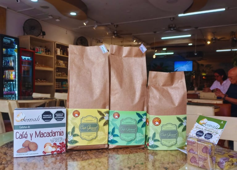 café y turrones de café