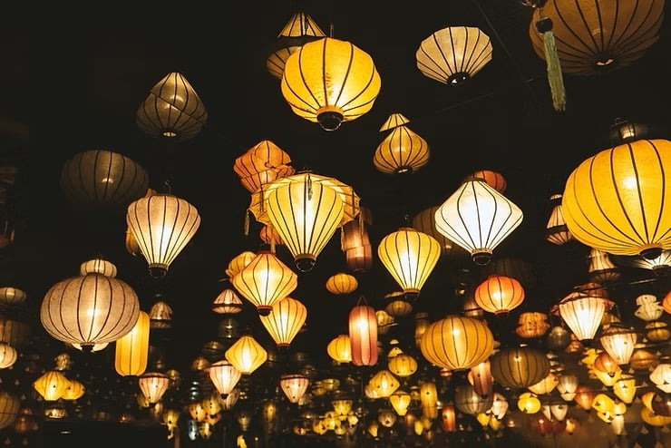 Image of lamps hanging from ceiling.