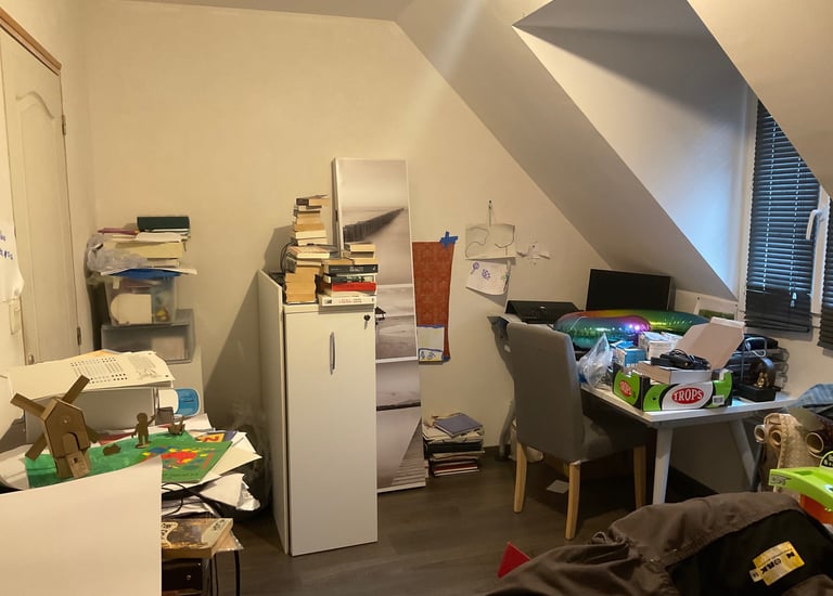 Bureau en désordre
