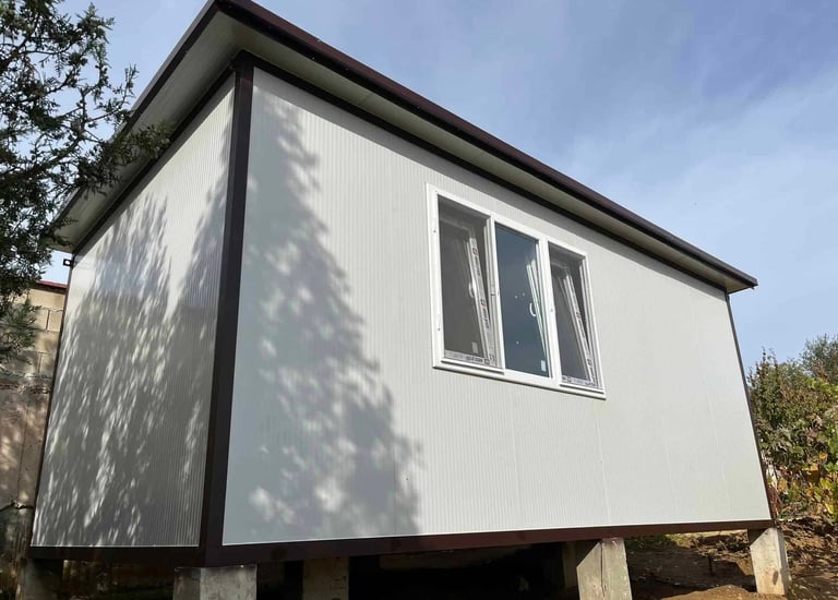 слгобяема къща