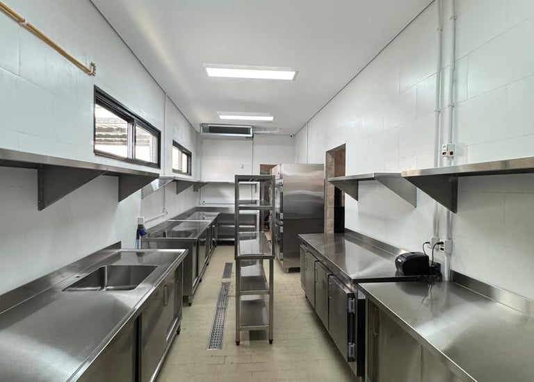 Projeto Personalizado Cozinha em Aço INOX.