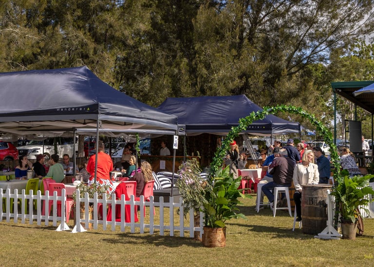 Patrons at the Races