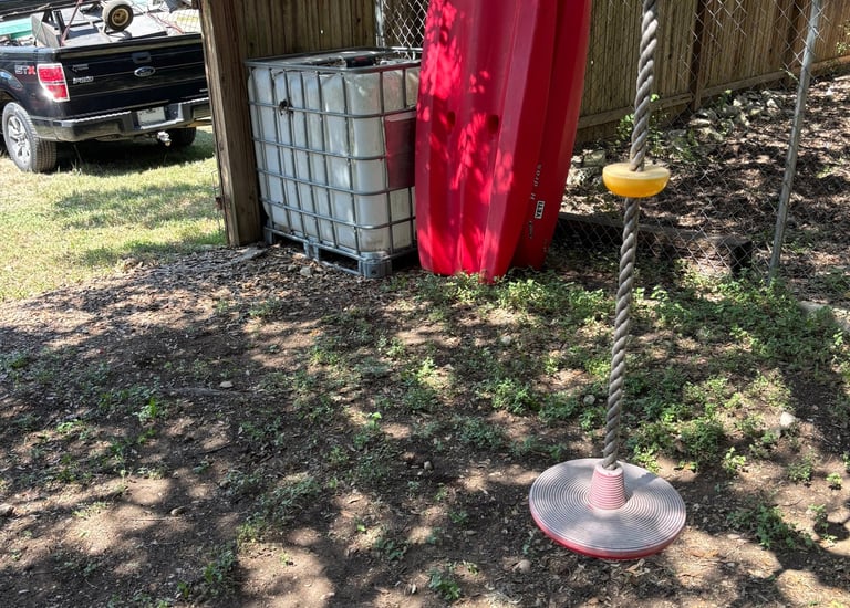 Clutter Free After Junk Removal in Hollywood Park