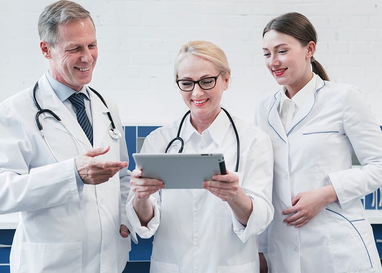 3 Doctors Talking