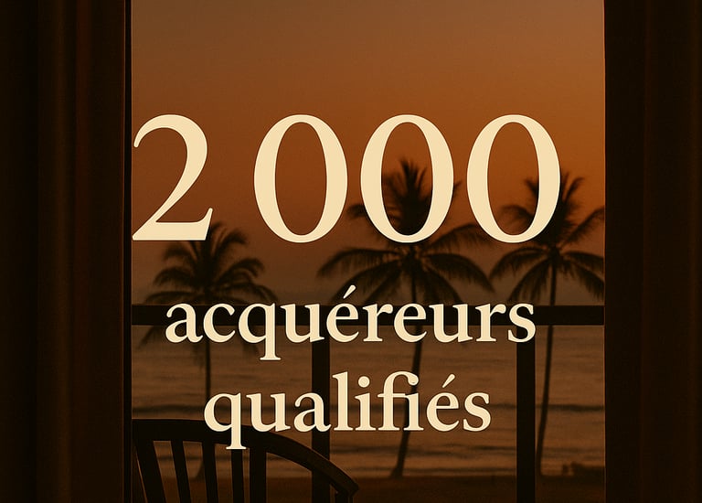 Terrasse tropicale au coucher du soleil symbolisant le réseau premium de 2 000 acquéreurs qualifiés accompagnés par Hospitali