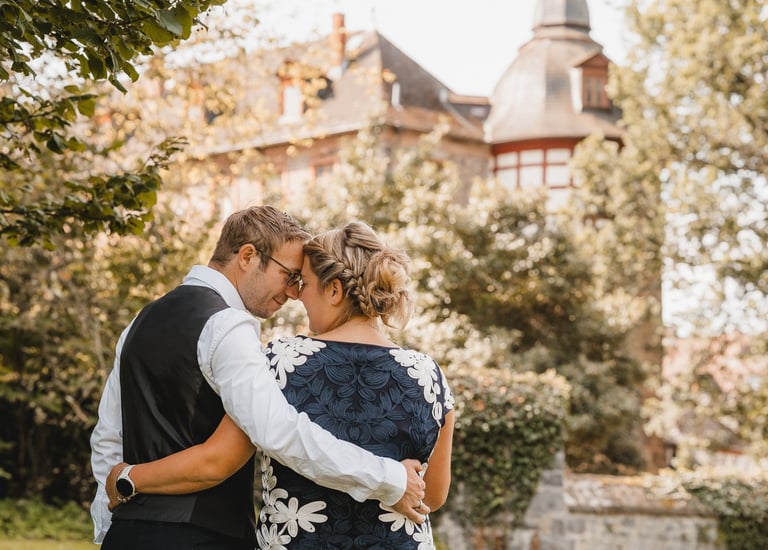 hochzeit-schloss-laubach-brautpaar