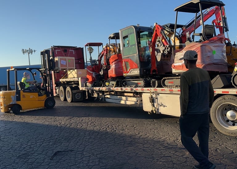 mini excavator on sale at Tiny Excavator