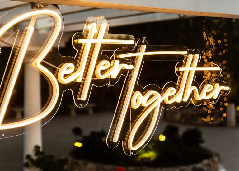 Rotulacion-Neones-valencia-Viziona-Neones-alicante-juan pablo roa patiño