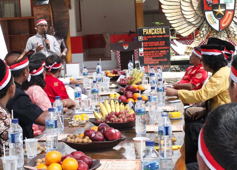 Penjamuan lintas agama