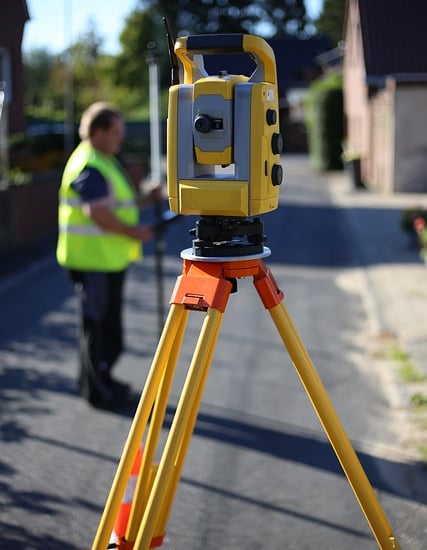 Total station , surveying for beginners