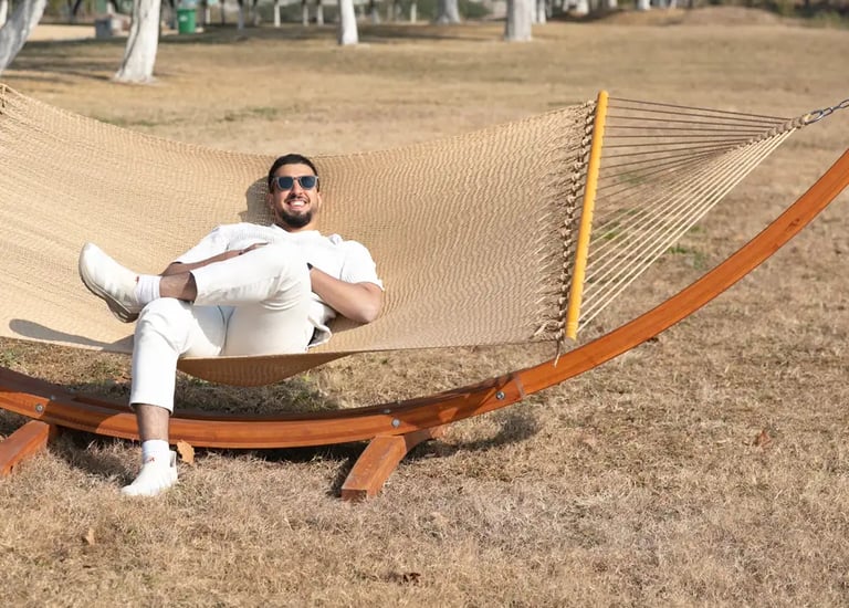 Caribbean hammock tan and heavy duty stand