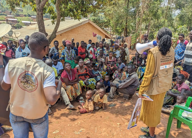 sensibilisation par AFEPD au site des déplacés à Nizi