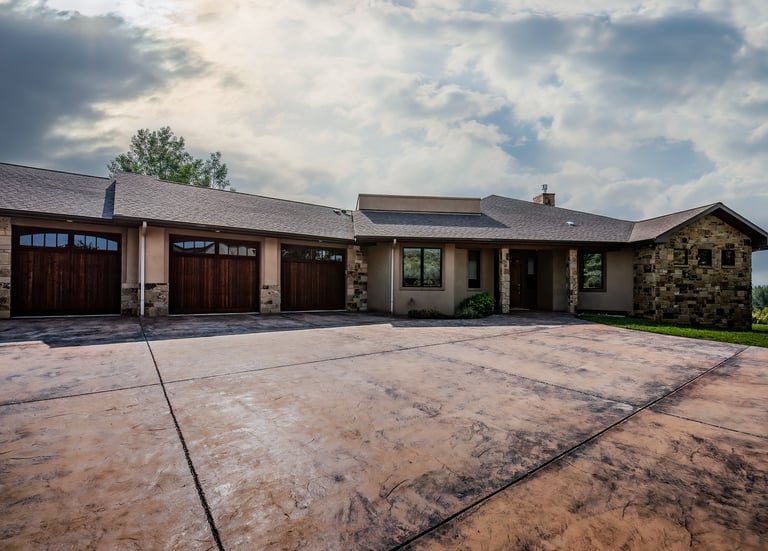 Front of house from driveway