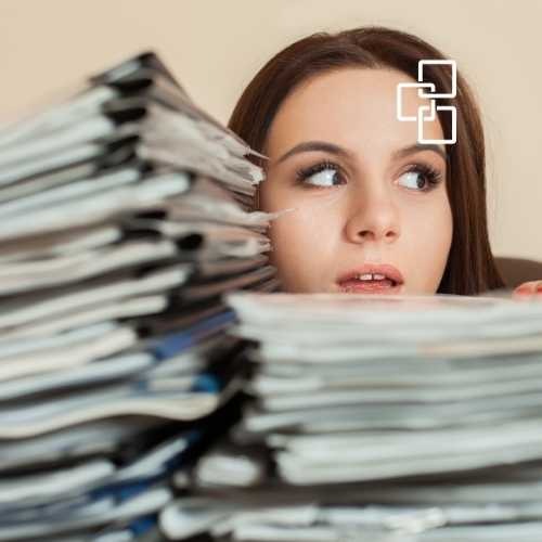 Tradies accountant helping concreter lodge tax return