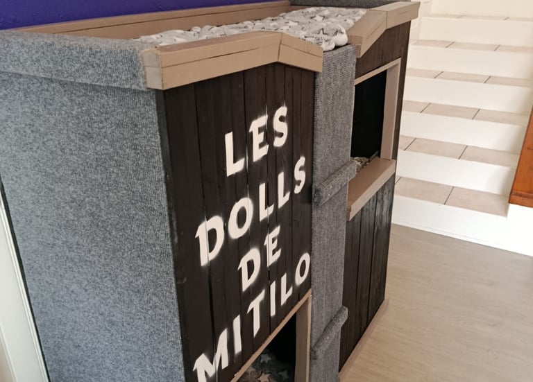 Les Dolls de Mitilo Arbre Ă chat Palettes
