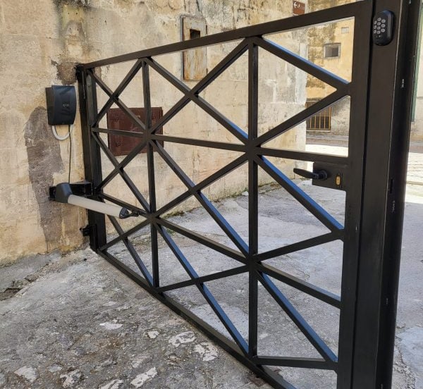 cancello elettrico automatizzato
