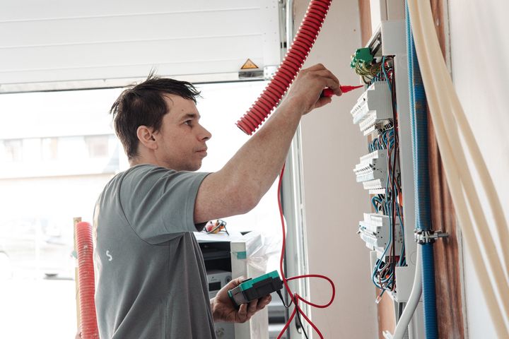 Elektricien met spoed
