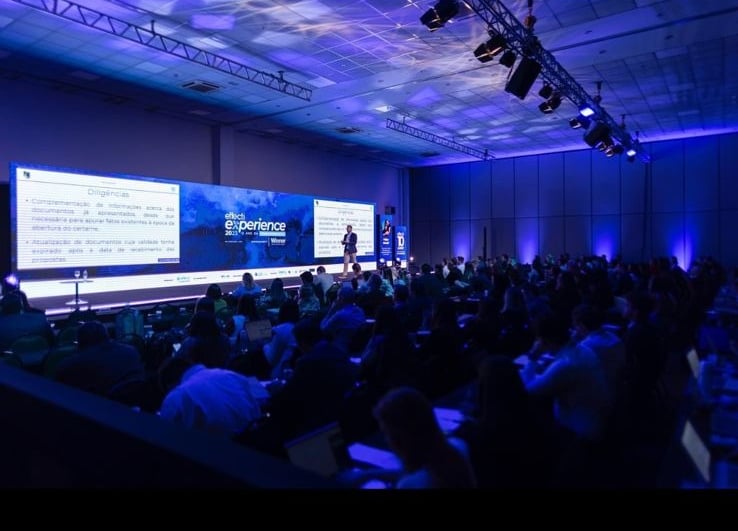 Palco de evento de médio porte